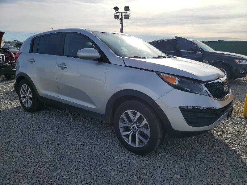 Photo 4 from auction – 2016 KIA SPORTAGE with VIN KNDPB3AC2G7854539