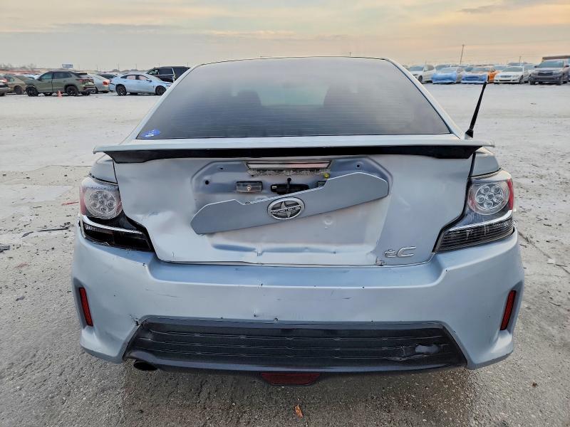 Photo 6 from auction – 2014 TOYOTA SCION TC with VIN JTKJF5C77E3071378