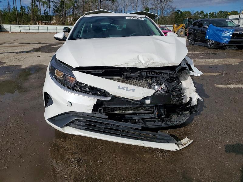 Photo 5 from auction – 2023 KIA FORTE with VIN 3KPF24AD6PE660610