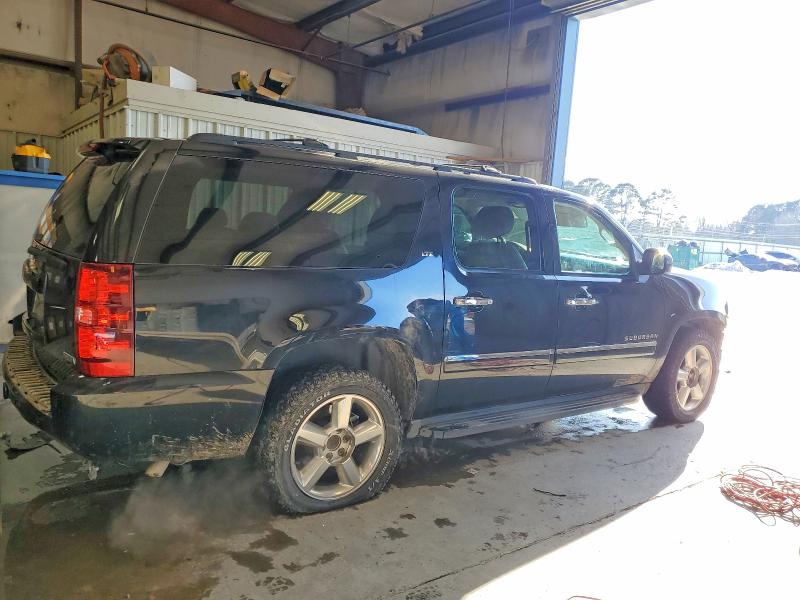 Photo 3 from auction – 2012 CHEVROLET SUBURBAN C with VIN 1GNSCKE06CR111700