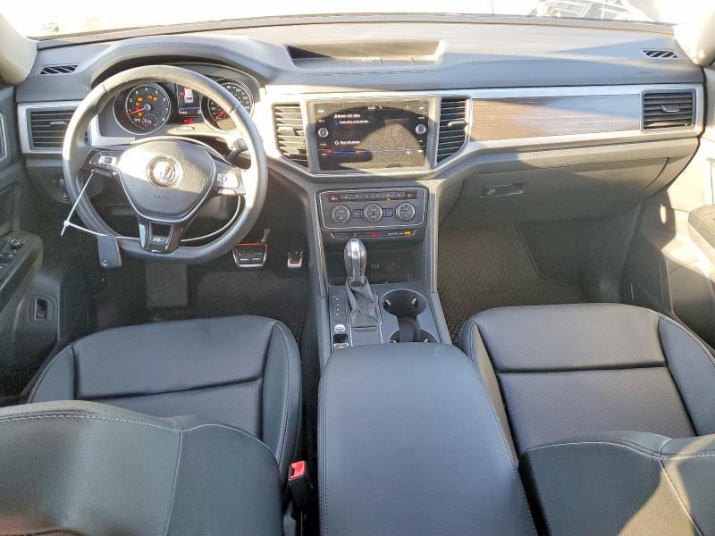 Photo 8 from auction – 2019 VOLKSWAGEN ATLAS SE with VIN 1V2YR2CA5KC577387