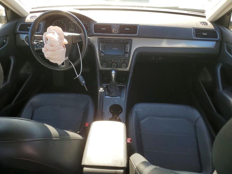 Photo 8 from auction – 2015 VOLKSWAGEN PASSAT with VIN 1VWAT7A37FC096257