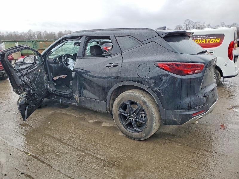 Photo 2 from auction – 2024 CHEVROLET BLAZER with VIN 3GNKBCR48RS261674