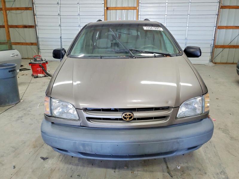 Photo 5 from auction – 1999 TOYOTA SIENNA with VIN 4T3ZF13C3XU159909