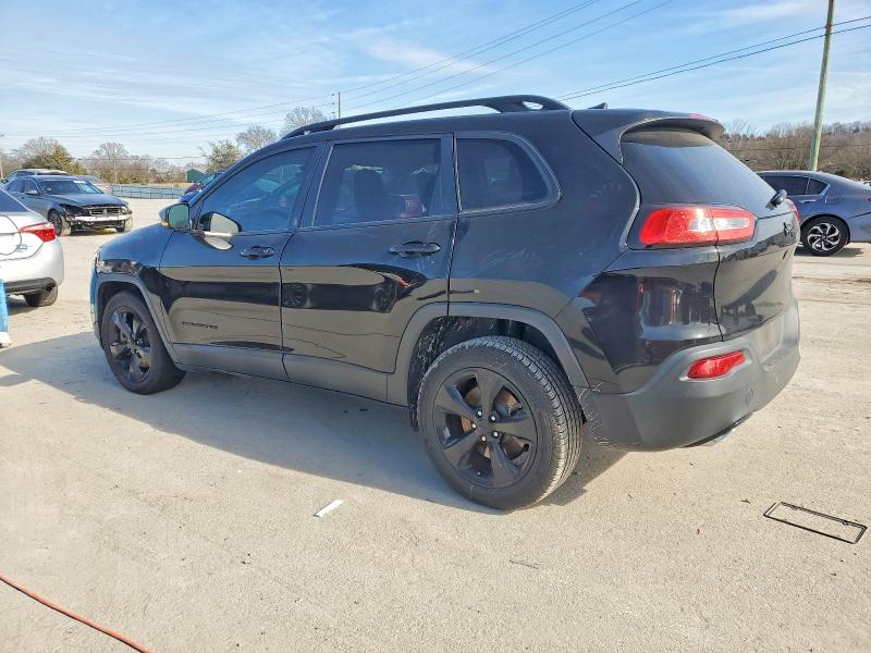 Photo 2 from auction – 2017 JEEP CHEROKEE with VIN 1C4PJLDS3HW613568