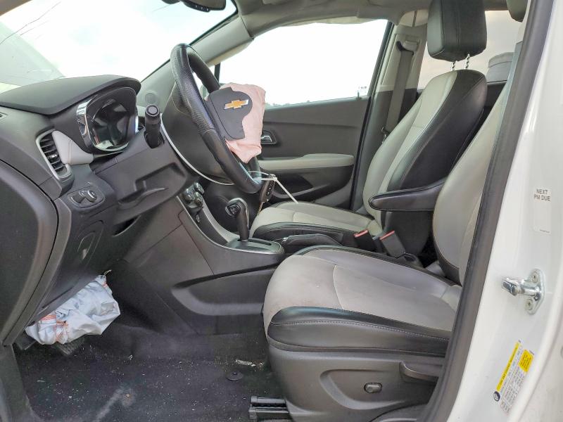 Photo 7 from auction – 2021 CHEVROLET TRAX 1LT with VIN KL7CJLSB1MB330408