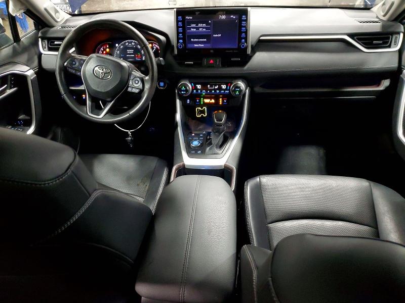 Photo 8 from auction – 2022 TOYOTA RAV4 with VIN 2T3N1RFVXNW258118