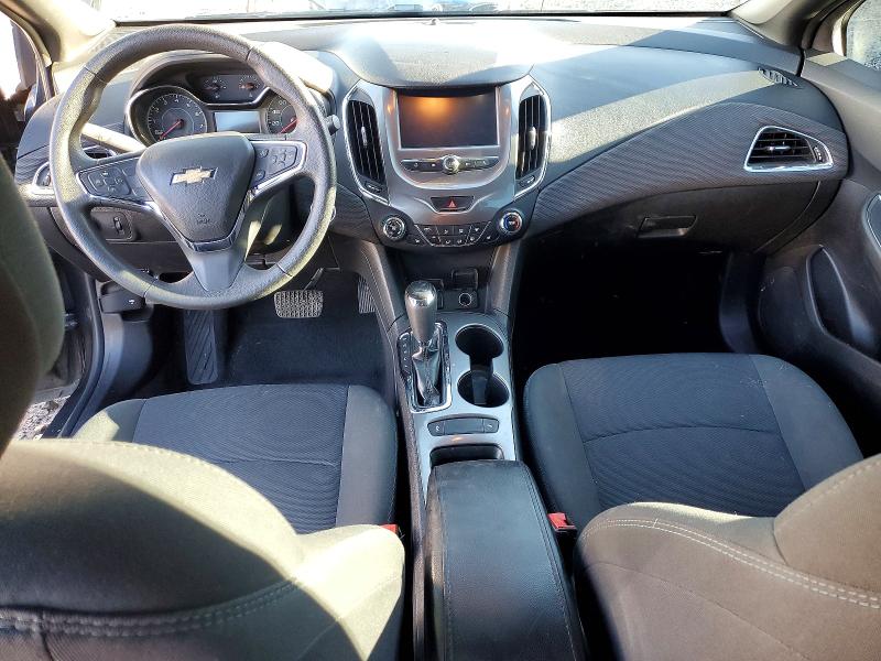 Photo 8 from auction – 2017 CHEVROLET CRUZE LT with VIN 3G1BE6SM5HS575026
