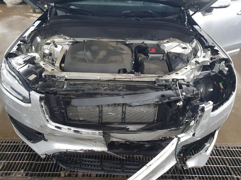 Photo 12 from auction – 2019 VOLVO XC90 with VIN YV4102PK4K1492324