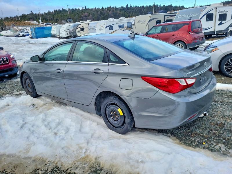 Photo 2 from auction – 2013 HYUNDAI SONATA GLS with VIN 5NPEB4AC7DH710425