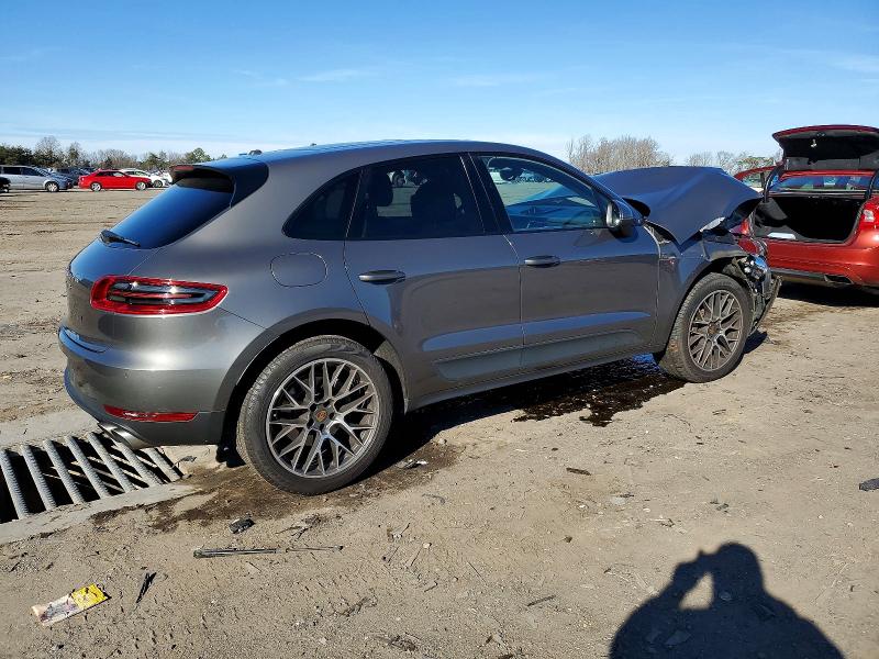 Photo 3 from auction – 2016 PORSCHE MACAN S with VIN WP1AB2A58GLB43984