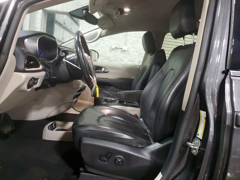 Photo 7 from auction – 2020 CHRYSLER PACIFICA T with VIN 2C4RC1BG5LR103990