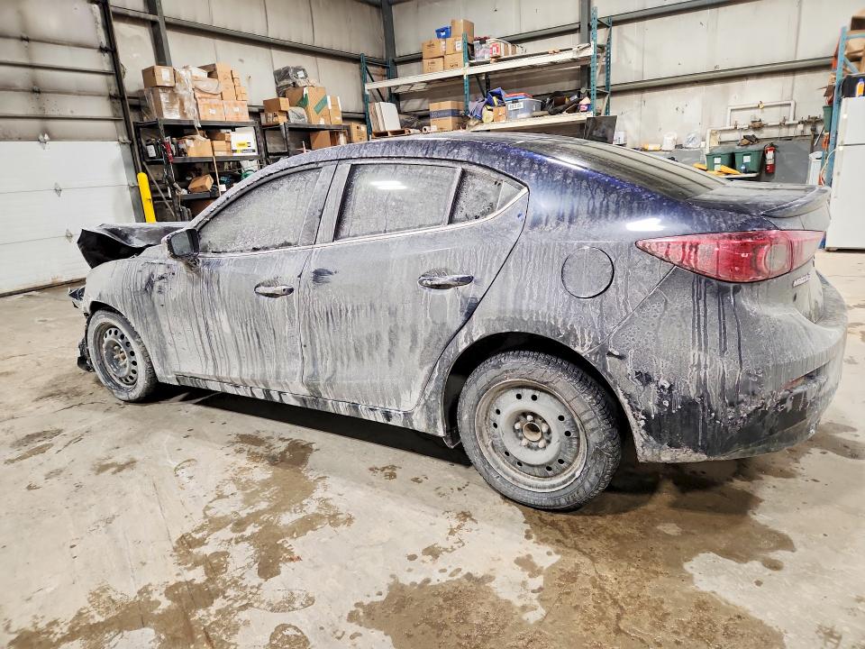 Photo 2 from auction – 2017 MAZDA 3 SE with VIN JM1BN1T74H1150689