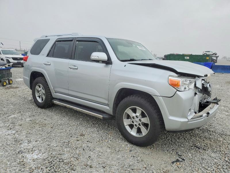 Photo 4 from auction – 2012 TOYOTA 4RUNNER SR with VIN JTEBU5JR7C5105869