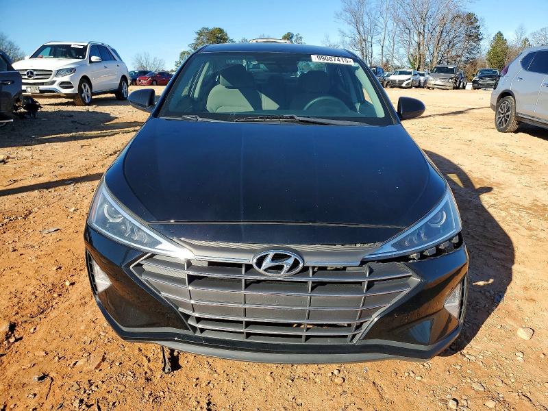 Photo 5 from auction – 2019 HYUNDAI ELANTRA SE with VIN 5NPD74LF5KH467764