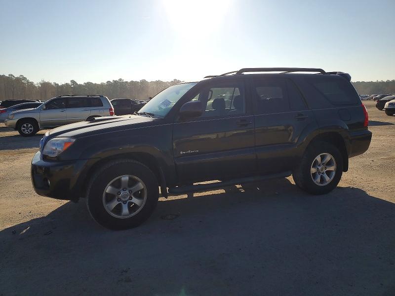 TOYOTA 4RUNNER SR 2008 with VIN JTEZU14RX8K007205 - Photo from auction