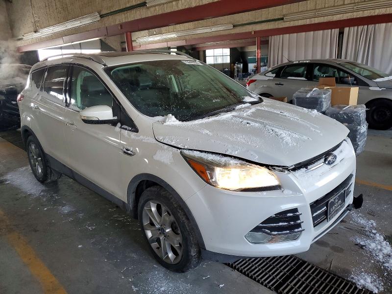 Photo 4 from auction – 2014 FORD ESCAPE with VIN 1FMCU9J90EUD92718