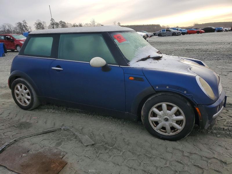 Photo 4 from auction – 2004 MINI COOPER with VIN WMWRC33424TJ58307