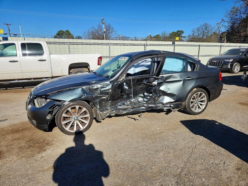BMW 328 I 2011 with VIN WBAPH7C5XBE683576 - Photo from auction