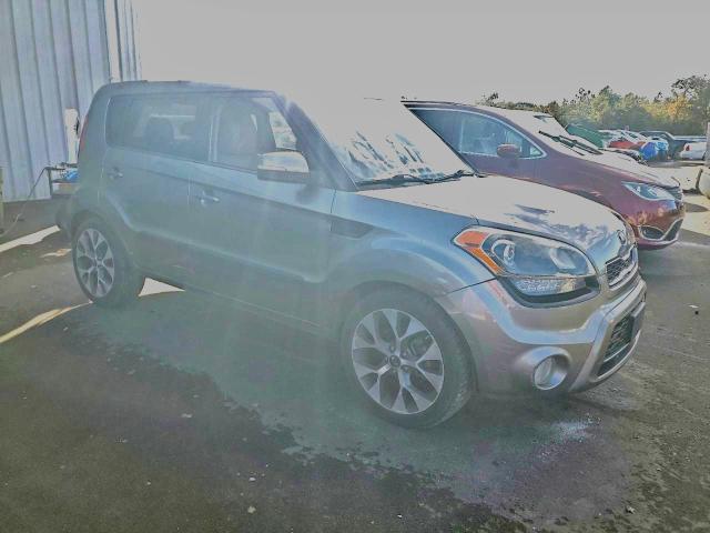 Photo 4 from auction – 2013 KIA SOUL + with VIN KNDJT2A66D7501353