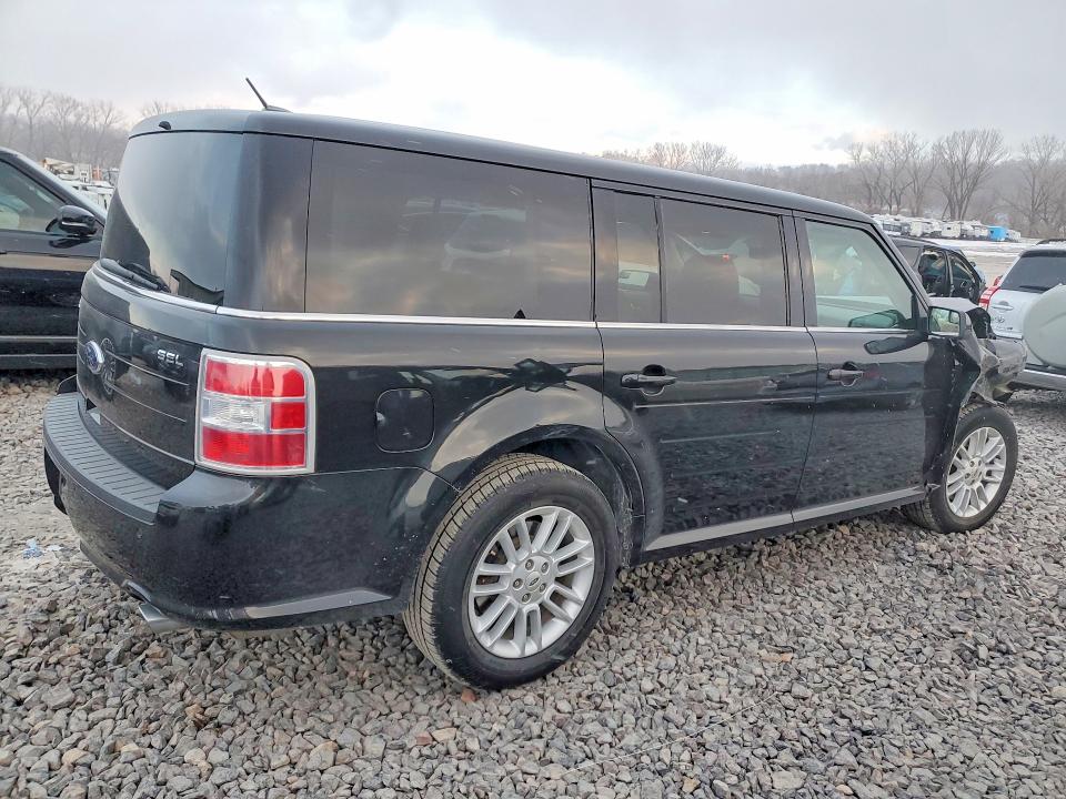 Photo 3 from auction – 2013 FORD FLEX with VIN 2FMGK5C82DBD33128
