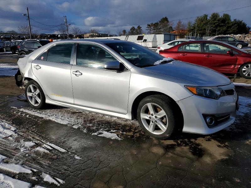 Photo 4 from auction – 2014 TOYOTA CAMRY L with VIN 4T1BF1FK5EU335773