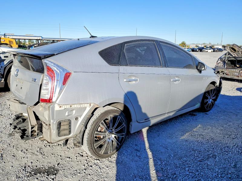 Foto 3 de la subasta – 2015 TOYOTA PRIUS con VIN JTDKN3DU2F1909398