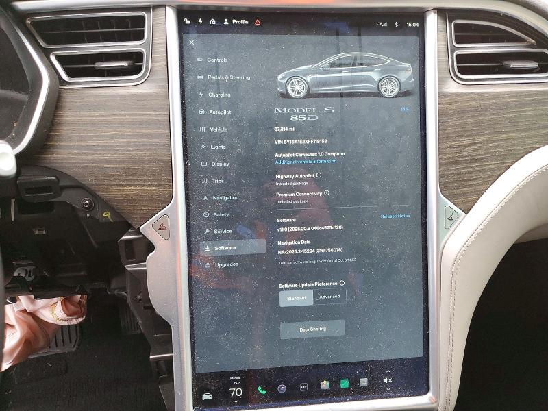 Photo 9 from auction – 2015 TESLA MODEL S with VIN 5YJSA1E2XFF118153