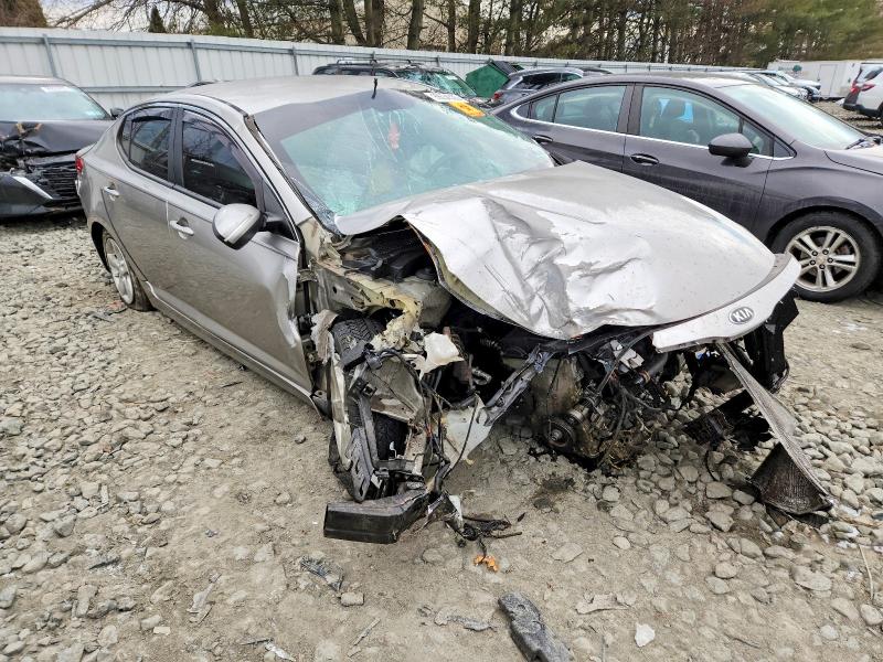 Photo 4 from auction – 2015 KIA OPTIMA with VIN KNAGM4A7XF5564611