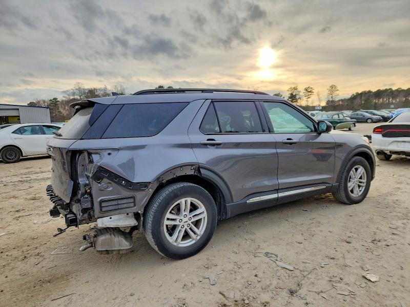 Фото 3 с аукциона – 2022 FORD EXPLORER X с VIN 1FMSK7DH4NGB04187