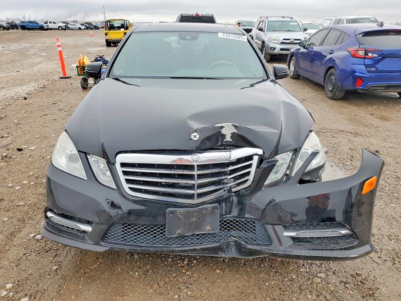 Photo 5 from auction – 2013 MERCEDES-BENZ E with VIN WDDHF5KB2DA746176