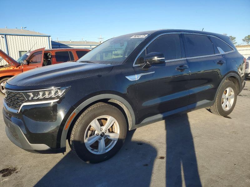 KIA SORENTO 2022 with VIN 5XYRG4LC9NG083753 - Photo from auction