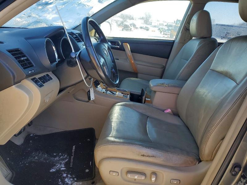 Photo 7 from auction – 2008 TOYOTA HIGHLANDER with VIN JTEEW44A882016408