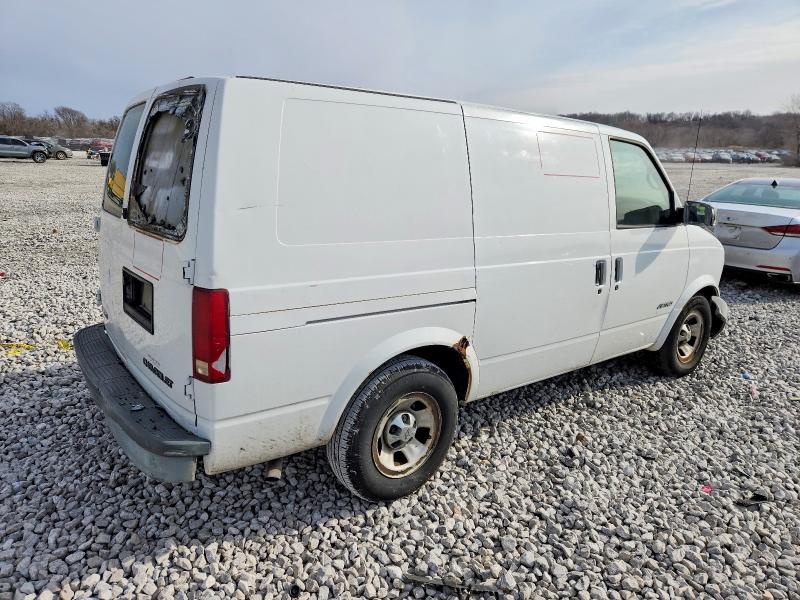 Photo 3 from auction – 2001 CHEVROLET ASTRO with VIN 1GCDM19W01B123919