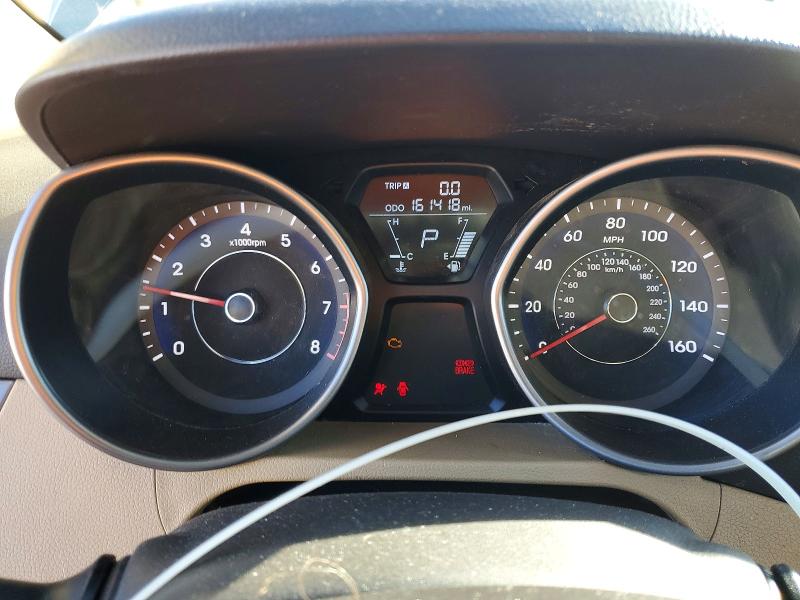 Photo 9 from auction – 2012 HYUNDAI ELANTRA GL with VIN 5NPDH4AE8CH062670