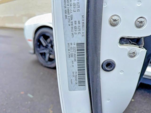 Photo 10 from auction – 2016 DODGE CHALLENGER with VIN 2C3CDZFJ0GH231805