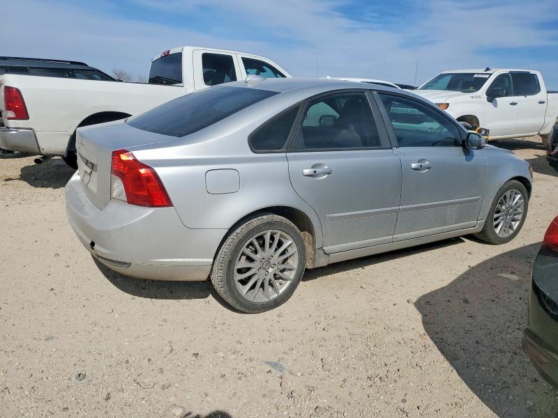 Photo 3 from auction – 2010 VOLVO S40 2.4I with VIN YV1382MS6A2489453