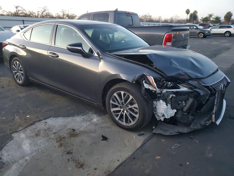 Photo 4 from auction – 2022 LEXUS ES with VIN 58ACZ1B15NU138684