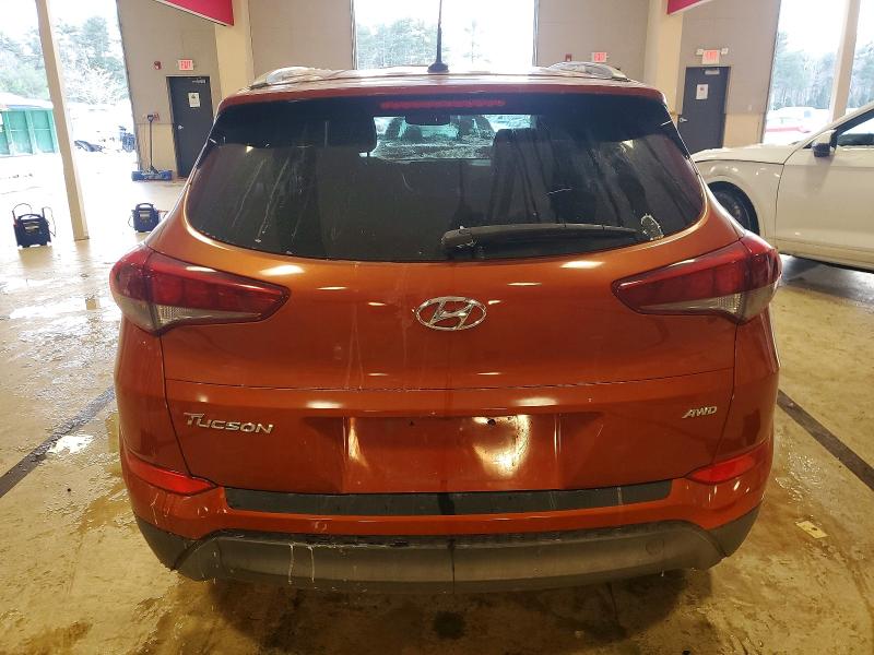 Photo 6 from auction – 2017 HYUNDAI TUCSON LIM with VIN KM8J3CA40HU385039