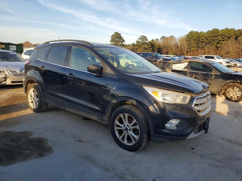Photo 4 from auction – 2018 FORD ESCAPE with VIN 1FMCU0GD5JUA35455