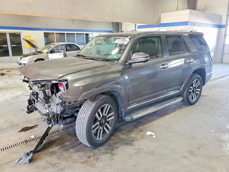 TOYOTA 4RUNNER 2018 with VIN JTEZU5JR4J5191315 - Photo from auction