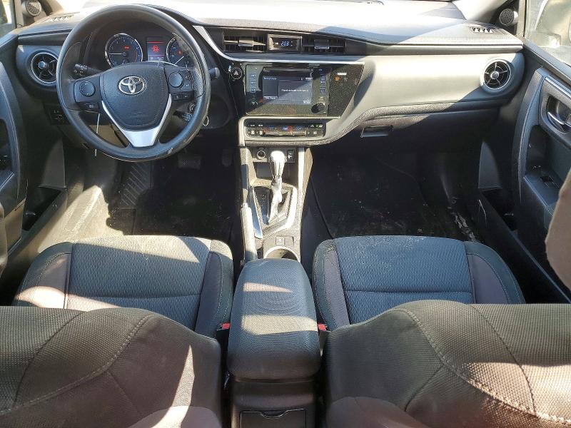 Zdjęcie 8 z aukcji – 2017 TOYOTA COROLLA z VIN 5YFBURHE6HP584178