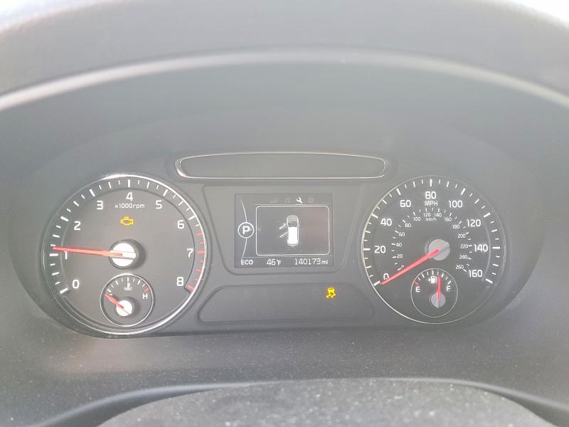 Photo 9 from auction – 2016 KIA SORENTO LX with VIN 5XYPG4A30GG107077