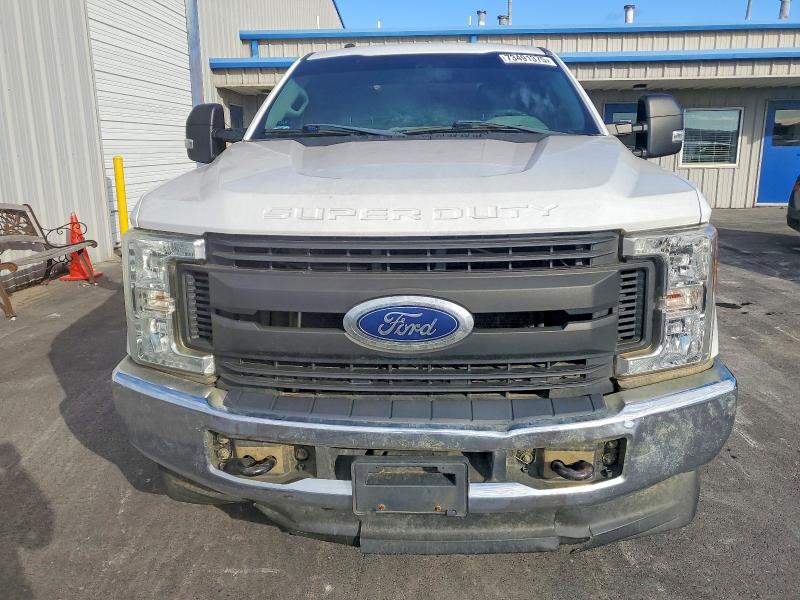 Photo 5 from auction – 2017 FORD F250 with VIN 1FT7X2B61HEC89847