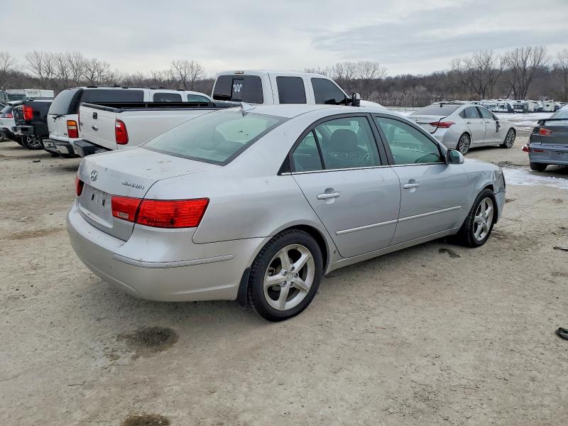Photo 3 from auction – 2009 HYUNDAI SONATA with VIN 5NPEU46C99H561140