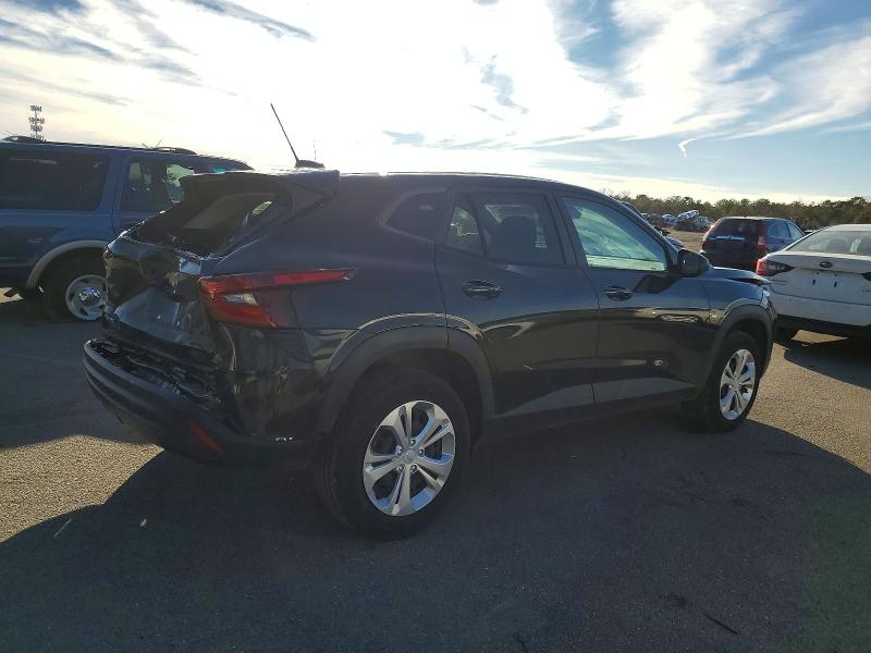Photo 3 from auction – 2024 CHEVROLET TRAX LS with VIN KL77LFE21RC034234
