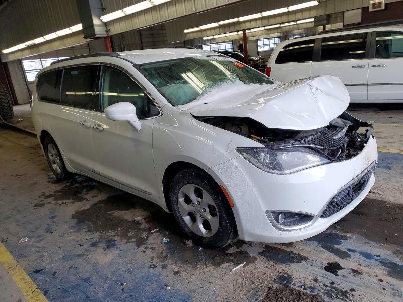 Photo 4 from auction – 2017 CHRYSLER PACIFICA T with VIN 2C4RC1EG6HR565008
