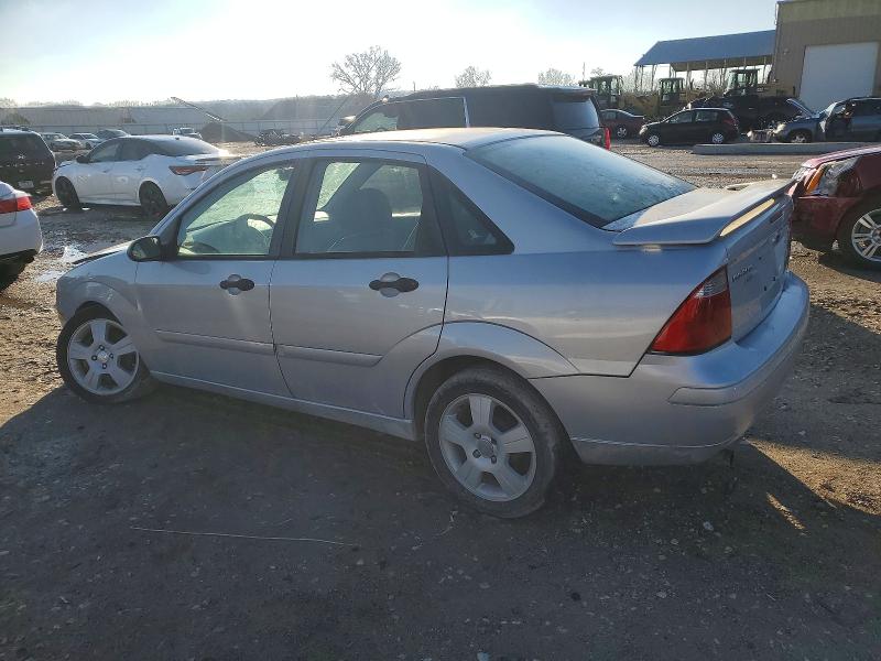 Foto 2 de la subasta – 2005 FORD FOCUS con VIN 1FAHP34N25W282254