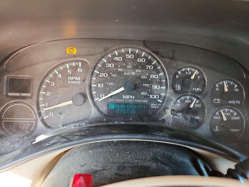 Photo 9 from auction – 2002 CHEVROLET SILVERADO with VIN 2GCEC19T721108266