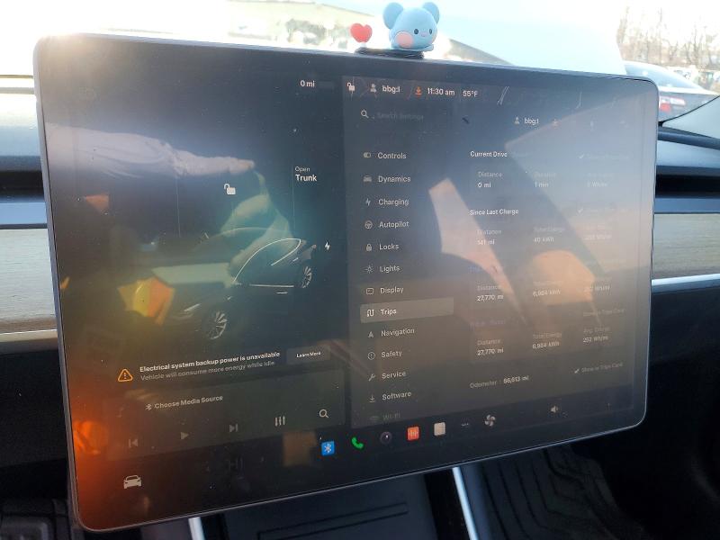 Photo 9 from auction – 2019 TESLA MODEL 3 with VIN 5YJ3E1EAXKF327130